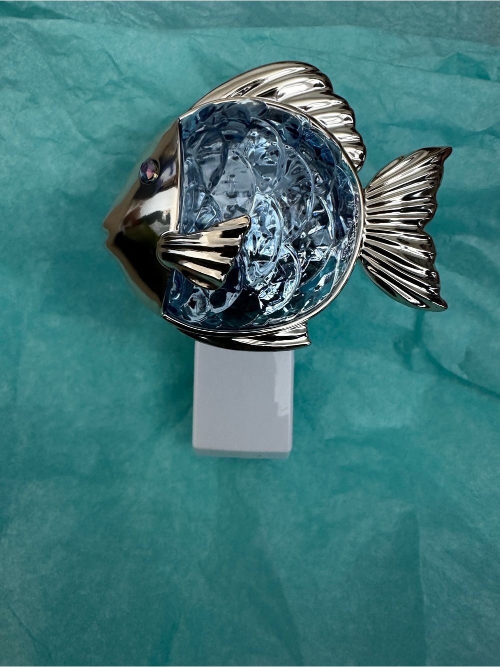 Bath & Body Works Silver and Light Blue Fish Plug-In Night Light